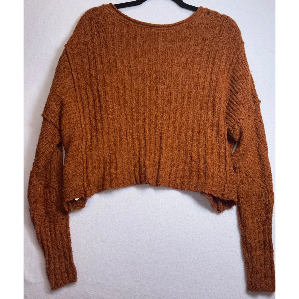 Free People Burnt Orange Cropped V-Neck Knit Sweater Eyelet Detail XS